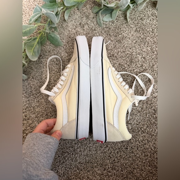 NWT Vans Old Skool Sneakers Shoes Size 8 - Picture 7 of 9